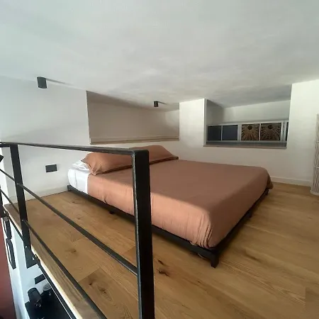 La Giara Apartment *